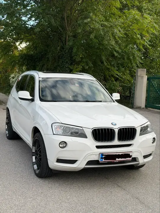 BMW X3 2012 photo 3
