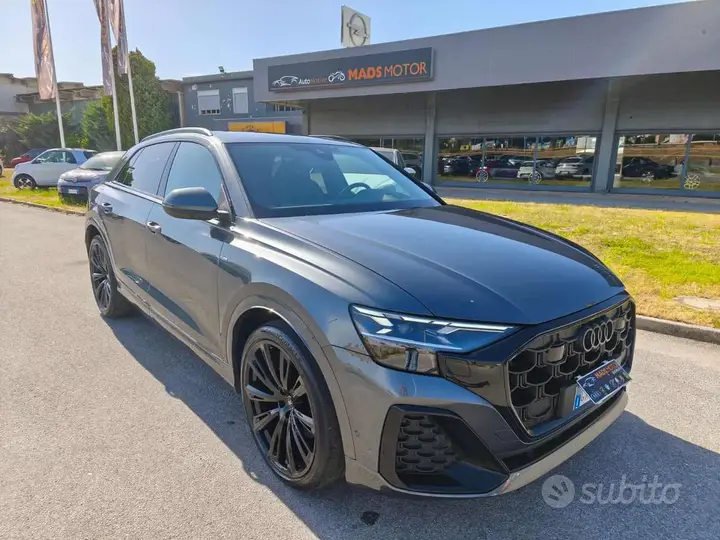 Audi Q8