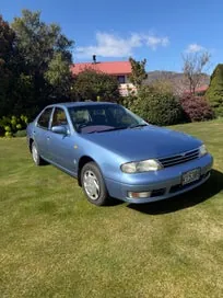 Nissan Bluebird 1997 photo 2
