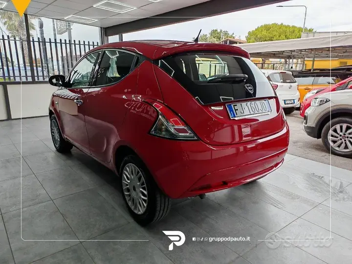 Lancia Ypsilon 2017 photo 4