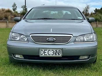 Ford Fairlane 2006 photo 4