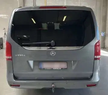 Mercedes-Benz V-Class 2022 photo 3