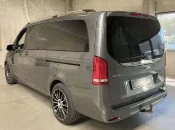 Mercedes-Benz V-Class 2022 photo 2