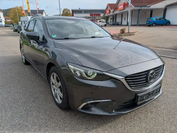 Mazda 6