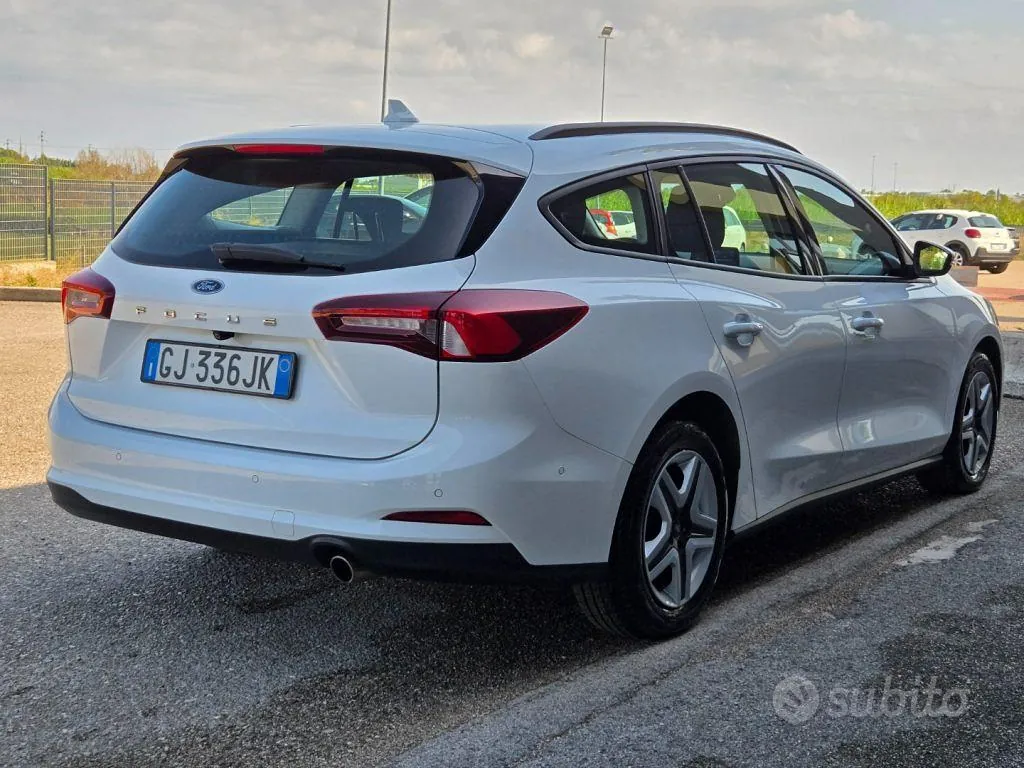 Ford Focus 2022 photo 5