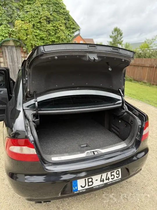 Skoda Superb 2008 photo 5