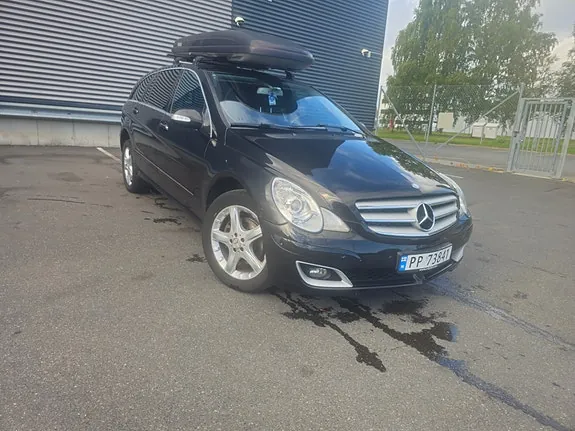 Mercedes-Benz R320