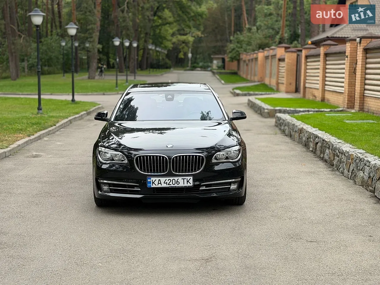 BMW 7 Series 2014 photo 3
