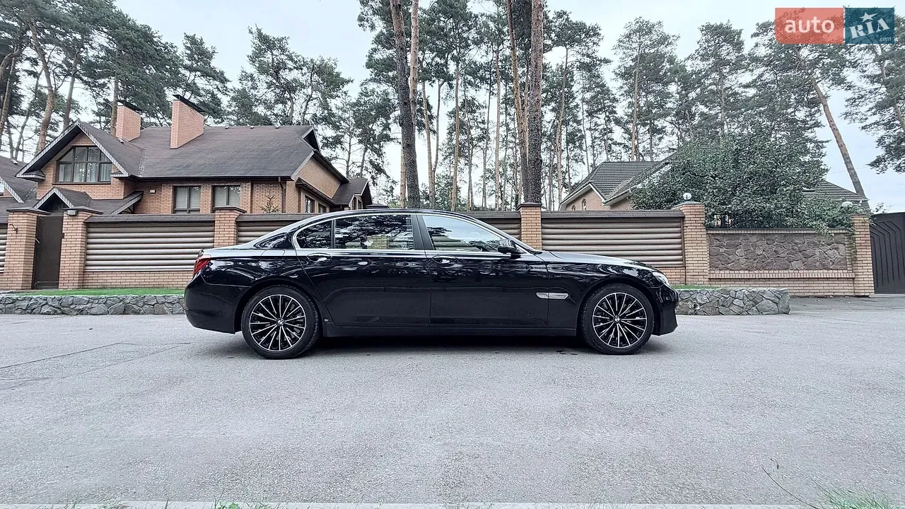 BMW 7 Series 2014 photo 4