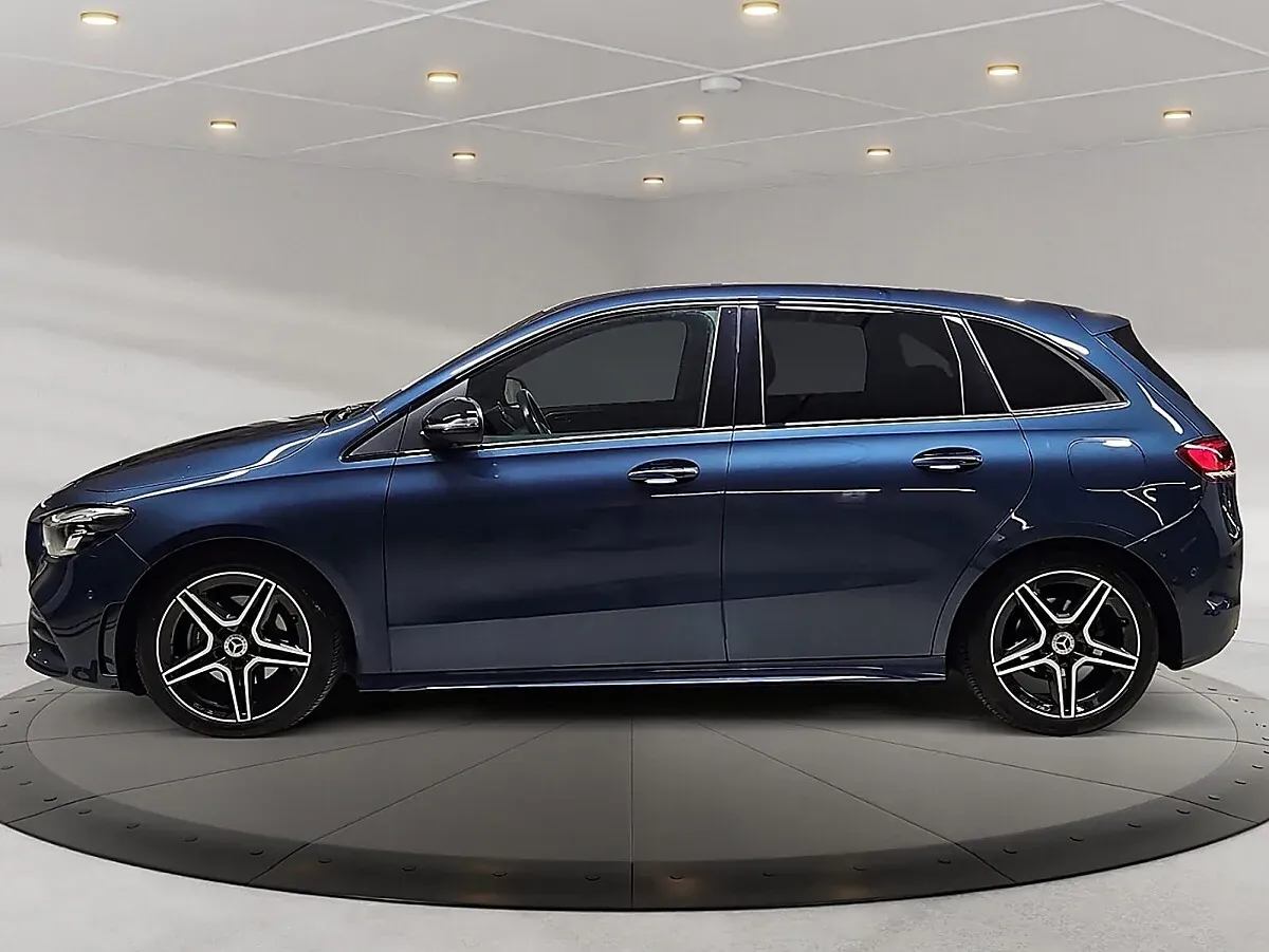 Mercedes-Benz B-Class 2021 photo 2