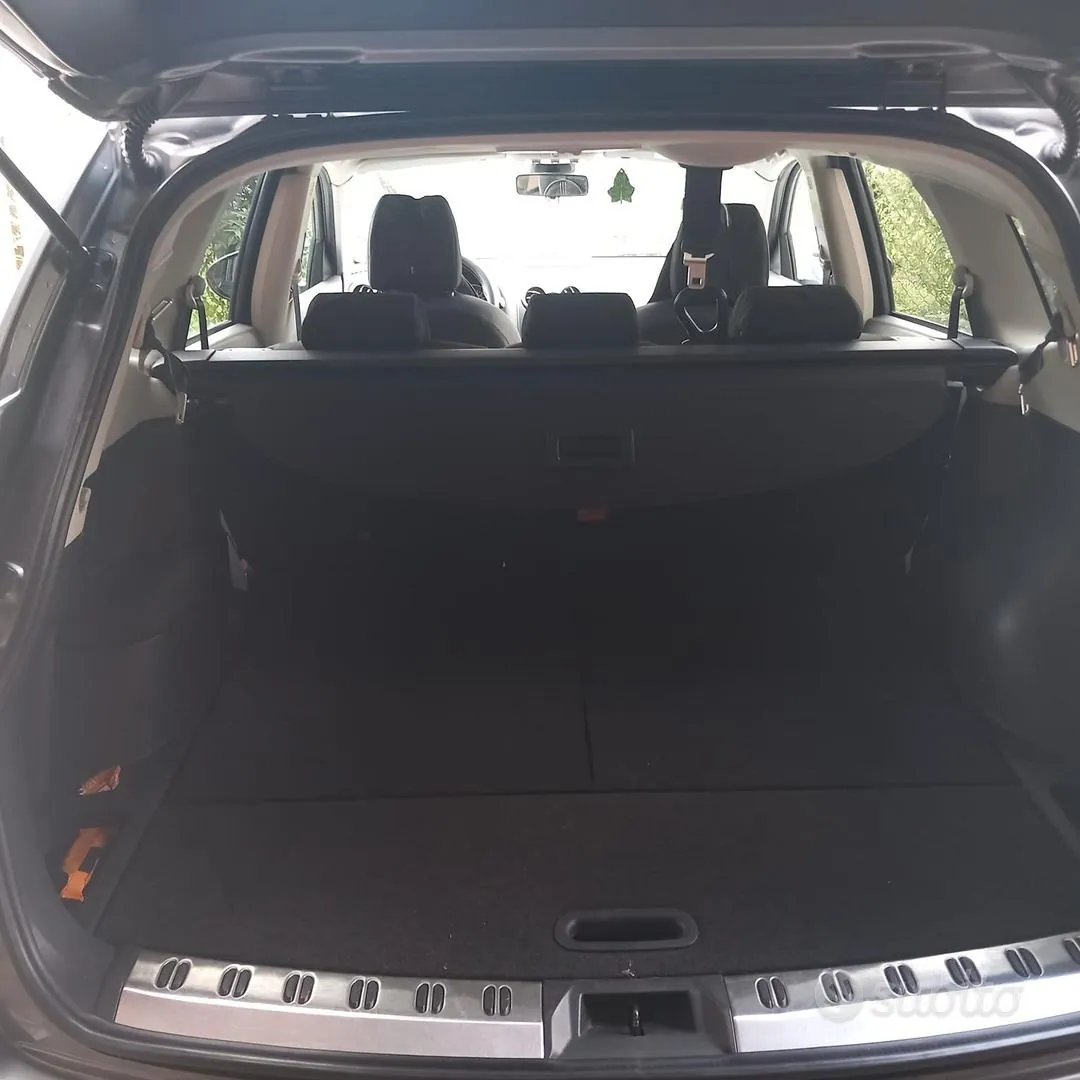 Nissan Qashqai 2013 photo 4