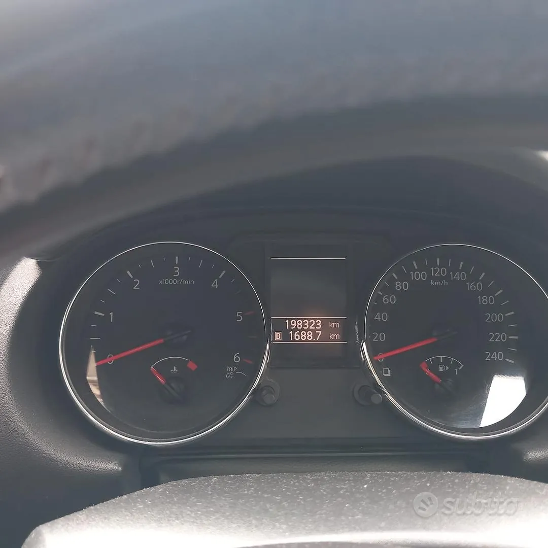 Nissan Qashqai 2013 photo 3