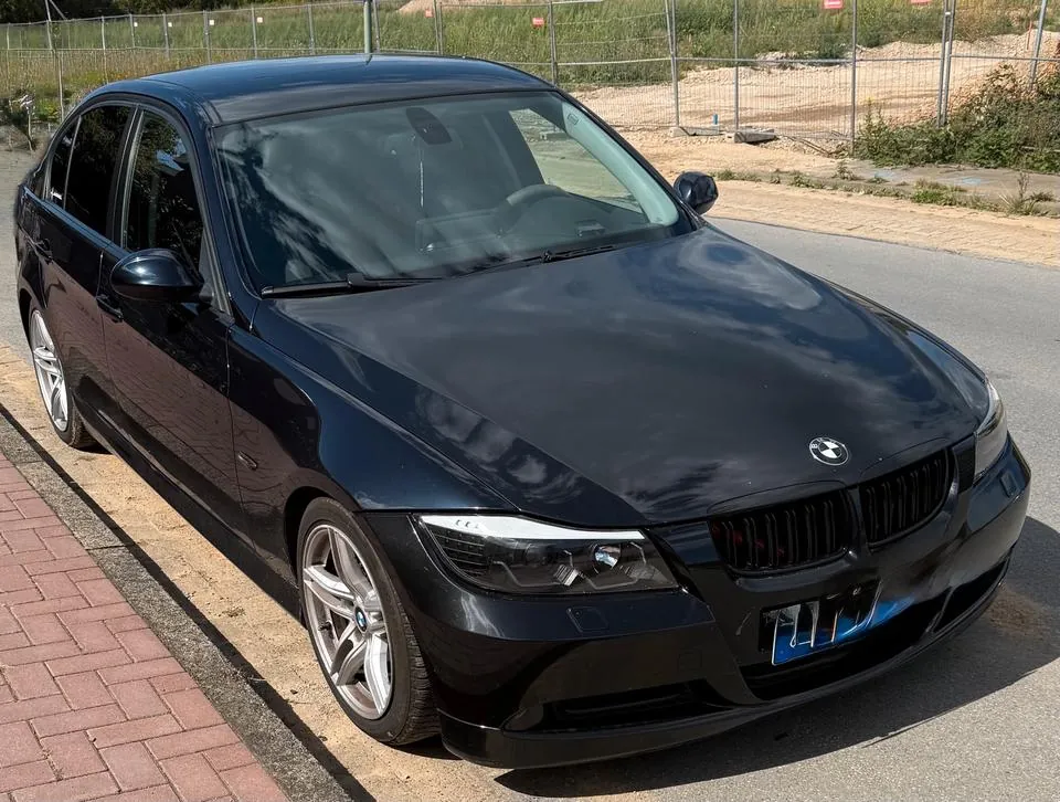 BMW E90