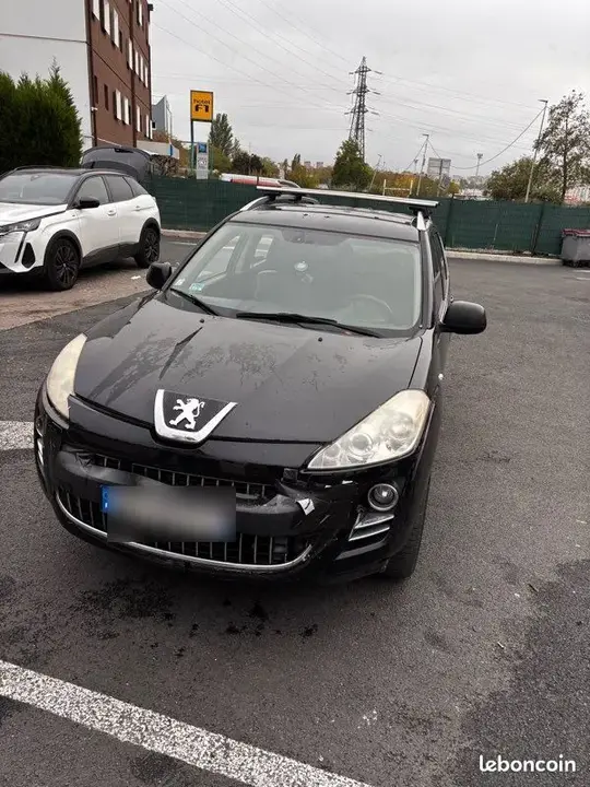 Peugeot 4007