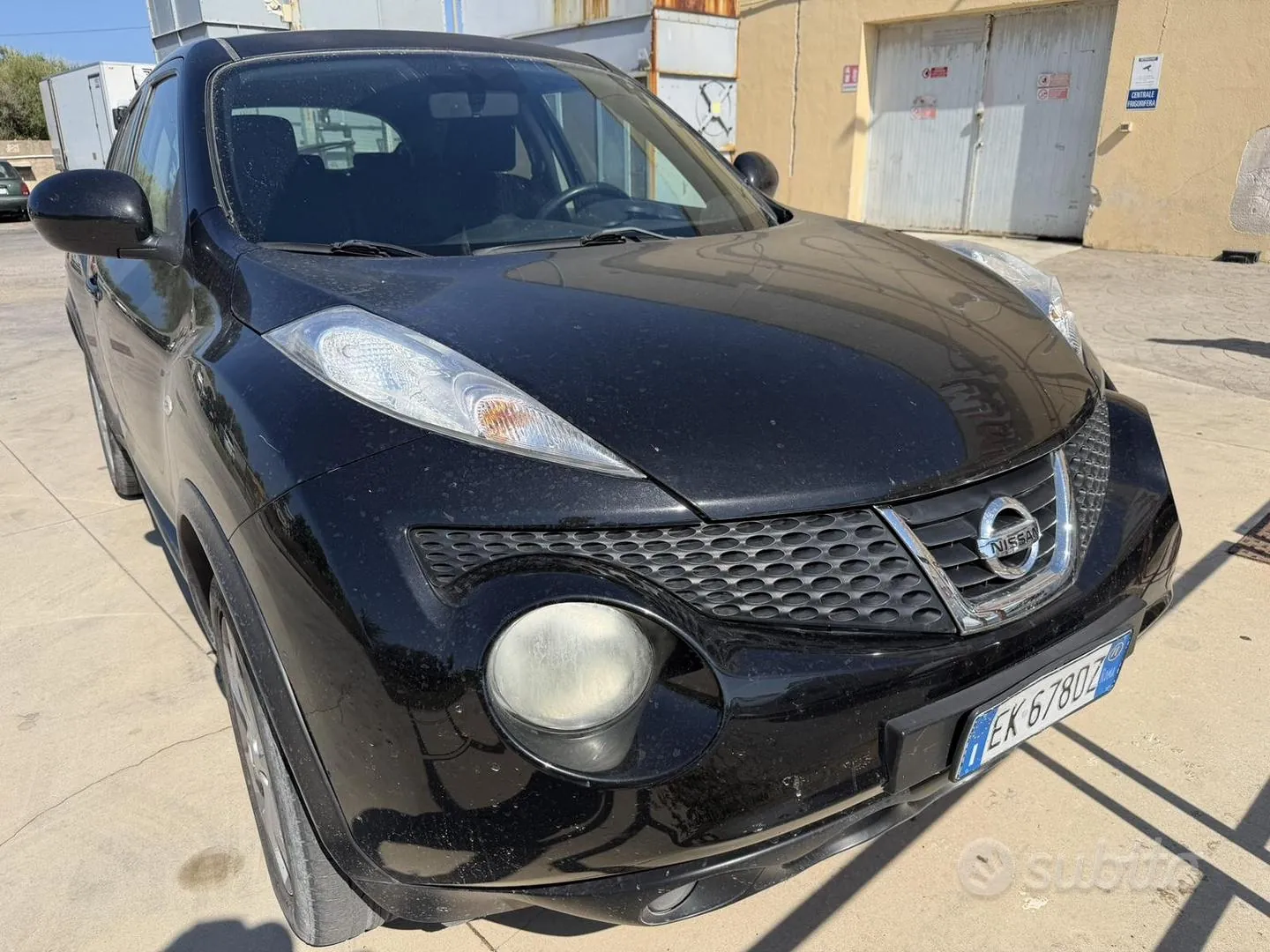 Nissan Juke 2011 photo 2