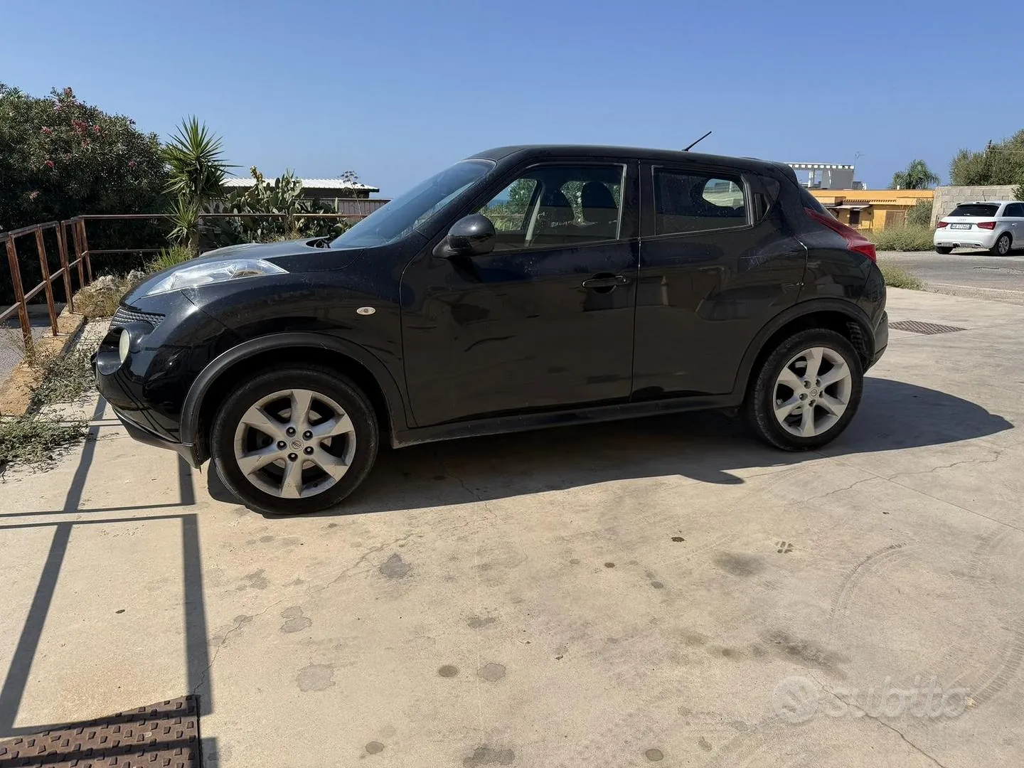 Nissan Juke 2011 photo 5