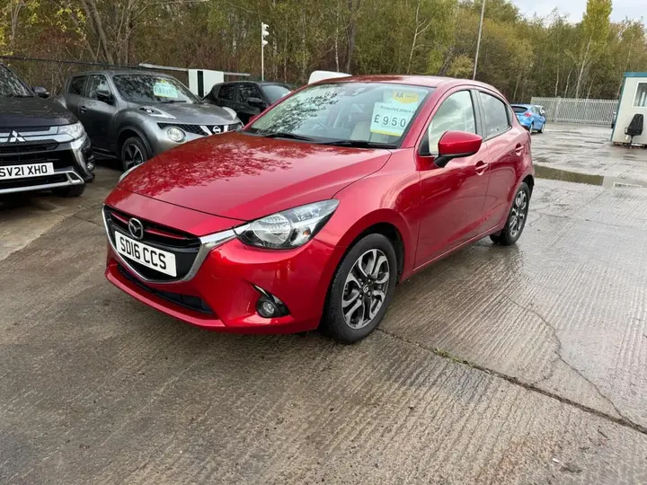 Mazda Mazda2 2016 photo 3