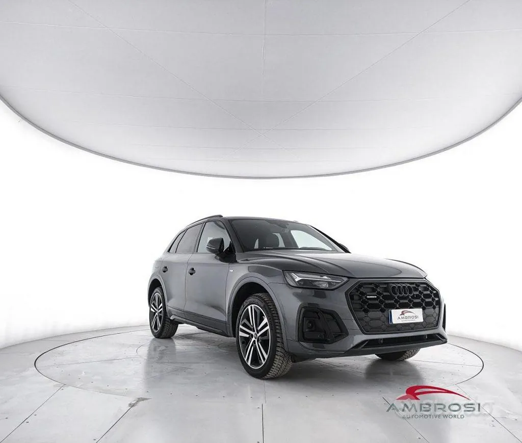 Audi Q5 2023 photo 2