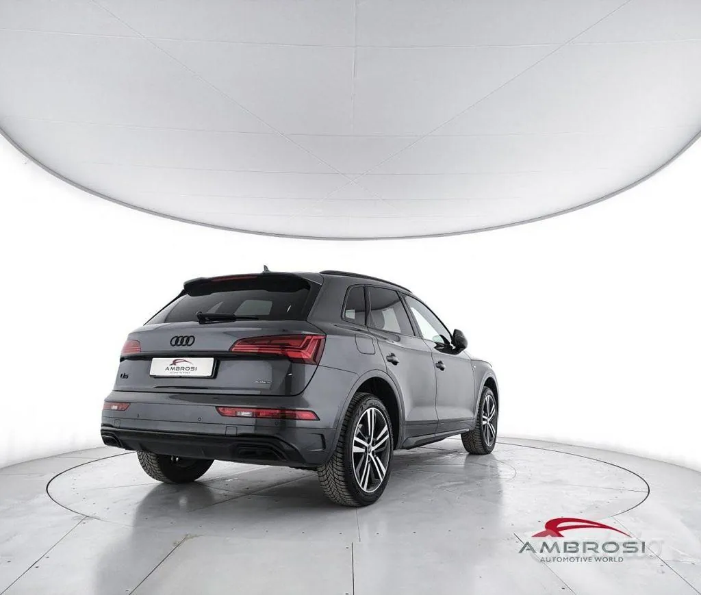 Audi Q5 2023 photo 3