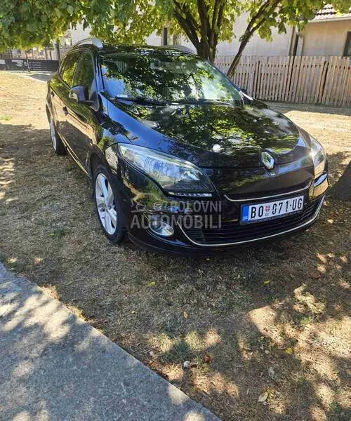 Renault Megane 2012 photo 2