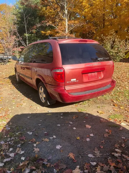 Dodge Grand Caravan 2005 photo 2