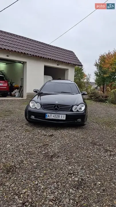 Mercedes-Benz Clk-Class 2003 photo 2