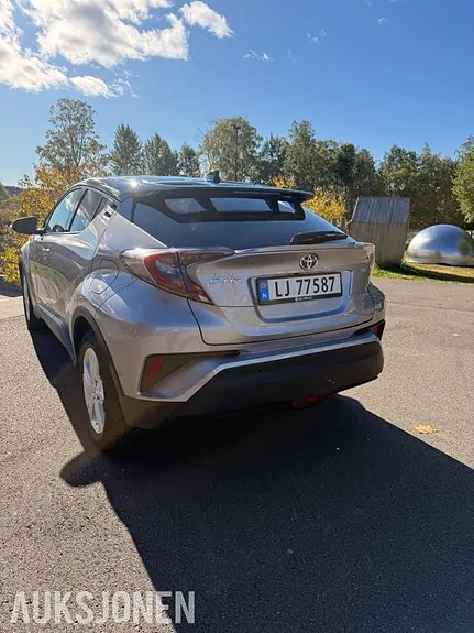 Toyota C-Hr 2020 photo 5