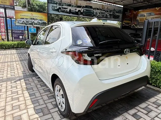 Toyota Yaris 2024 photo 5