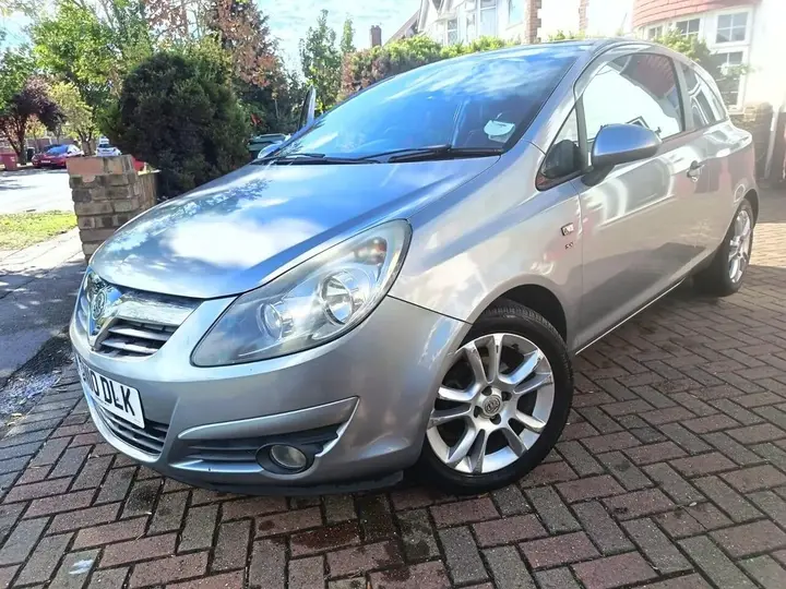 Vauxhall Corsa 2010 photo 4