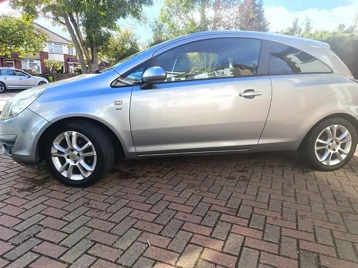 Vauxhall Corsa 2010 photo 5