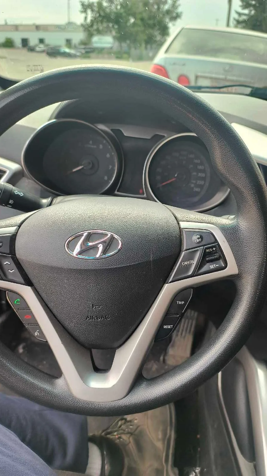 Hyundai Veloster 2012 photo 3