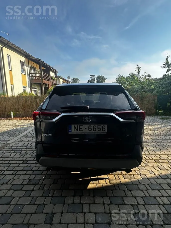 Toyota Rav4 2022 photo 5