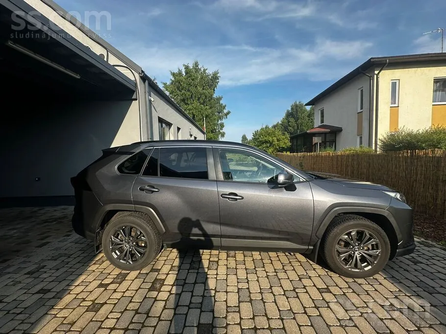Toyota Rav4 2022 photo 3
