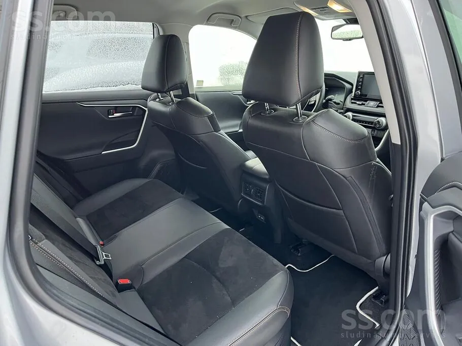 Toyota Rav4 2022 photo 2