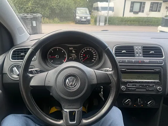 Volkswagen Polo 2011 photo 5