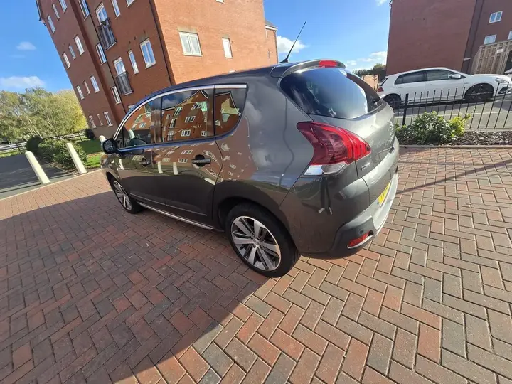 Peugeot 3008 2016 photo 5
