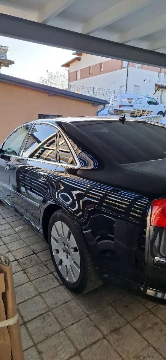 Audi A8 2008 photo 3