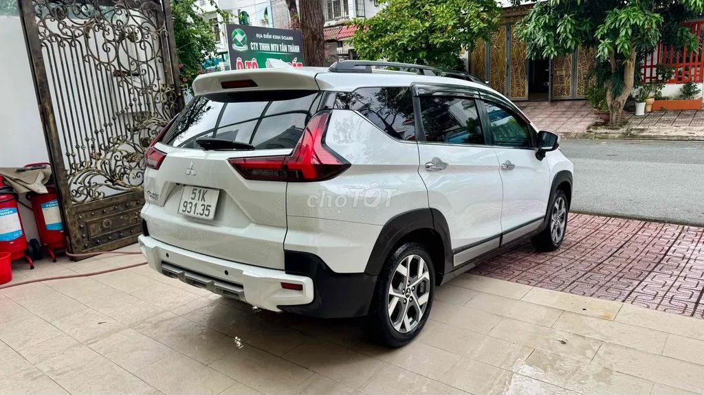Mitsubishi Xpander Cross 2023 photo 4