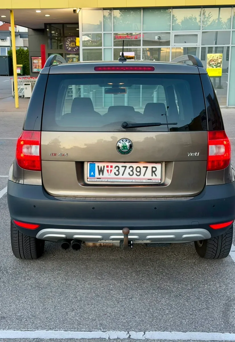 Skoda Yeti 2013 photo 3