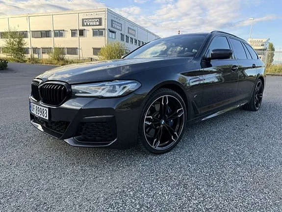 BMW 530E