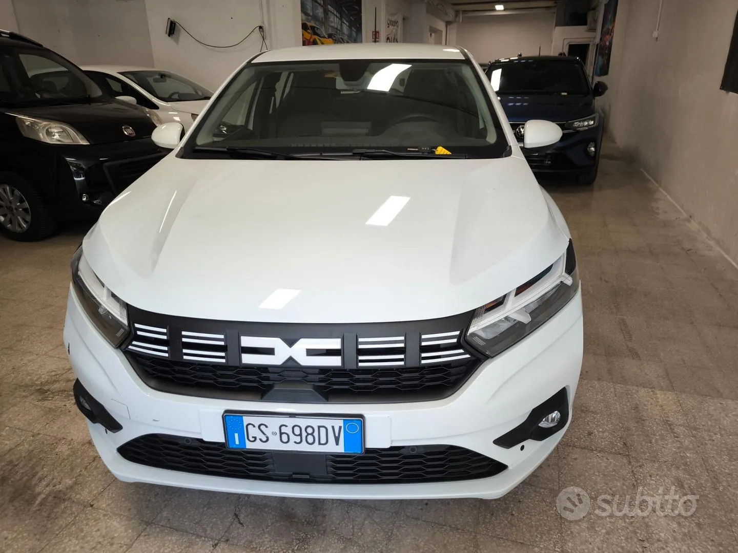 Dacia Sandero 2024 photo 2