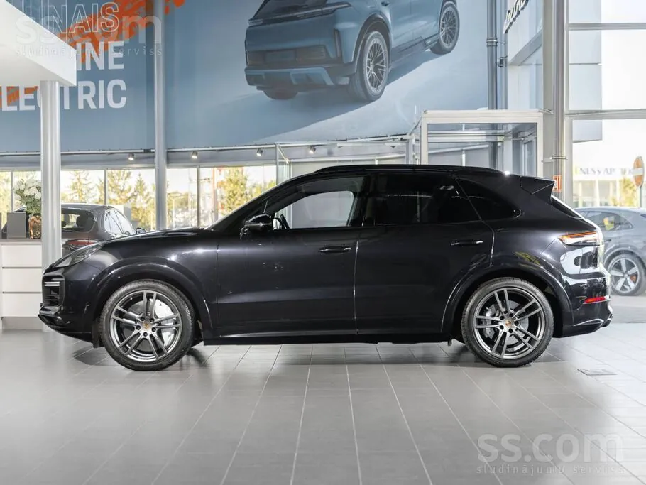 Porsche Cayenne 2019 photo 2