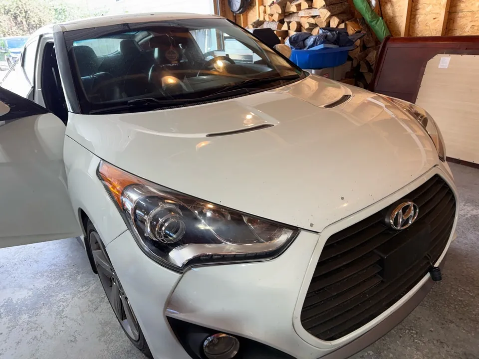 Hyundai Veloster
