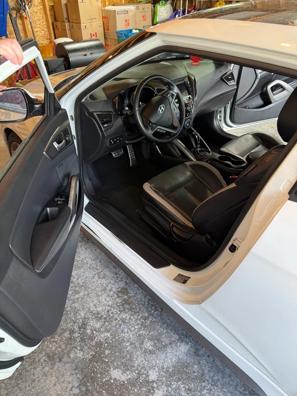 Hyundai Veloster 2013 photo 2