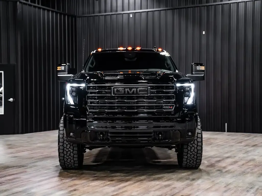 GMC Sierra 3500Hd 2026 photo 3