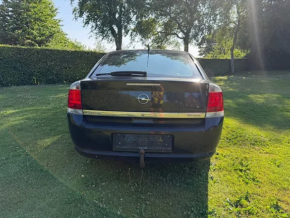 Opel Vectra 2008 photo 3