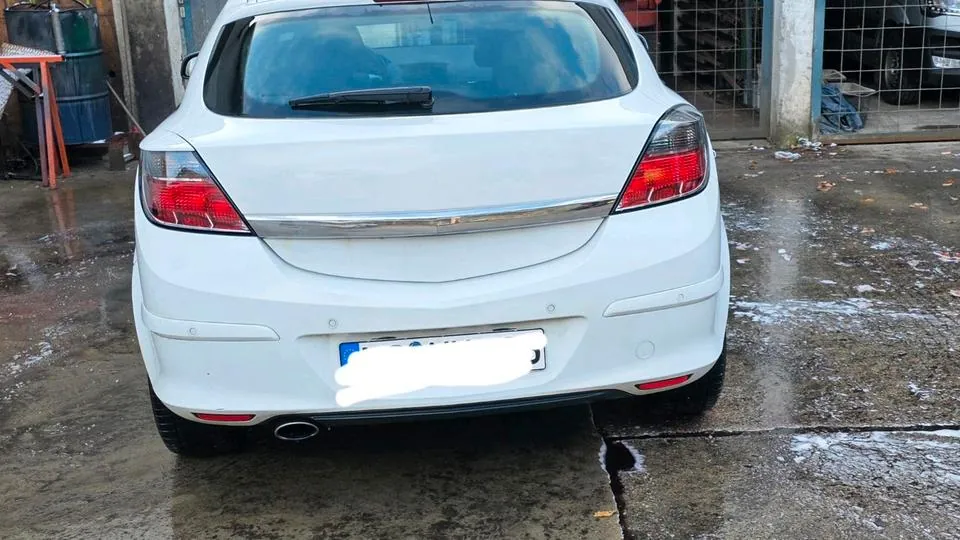 Opel Astra H Gtc