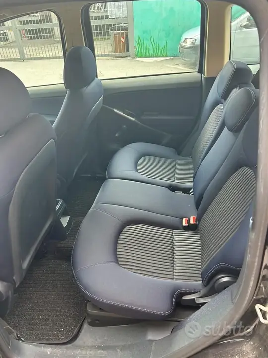 Lancia Musa 2010 photo 4