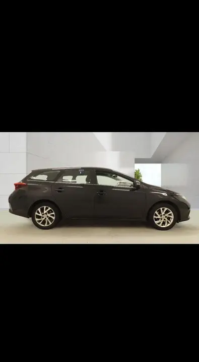 Toyota Auris 2015 photo 5