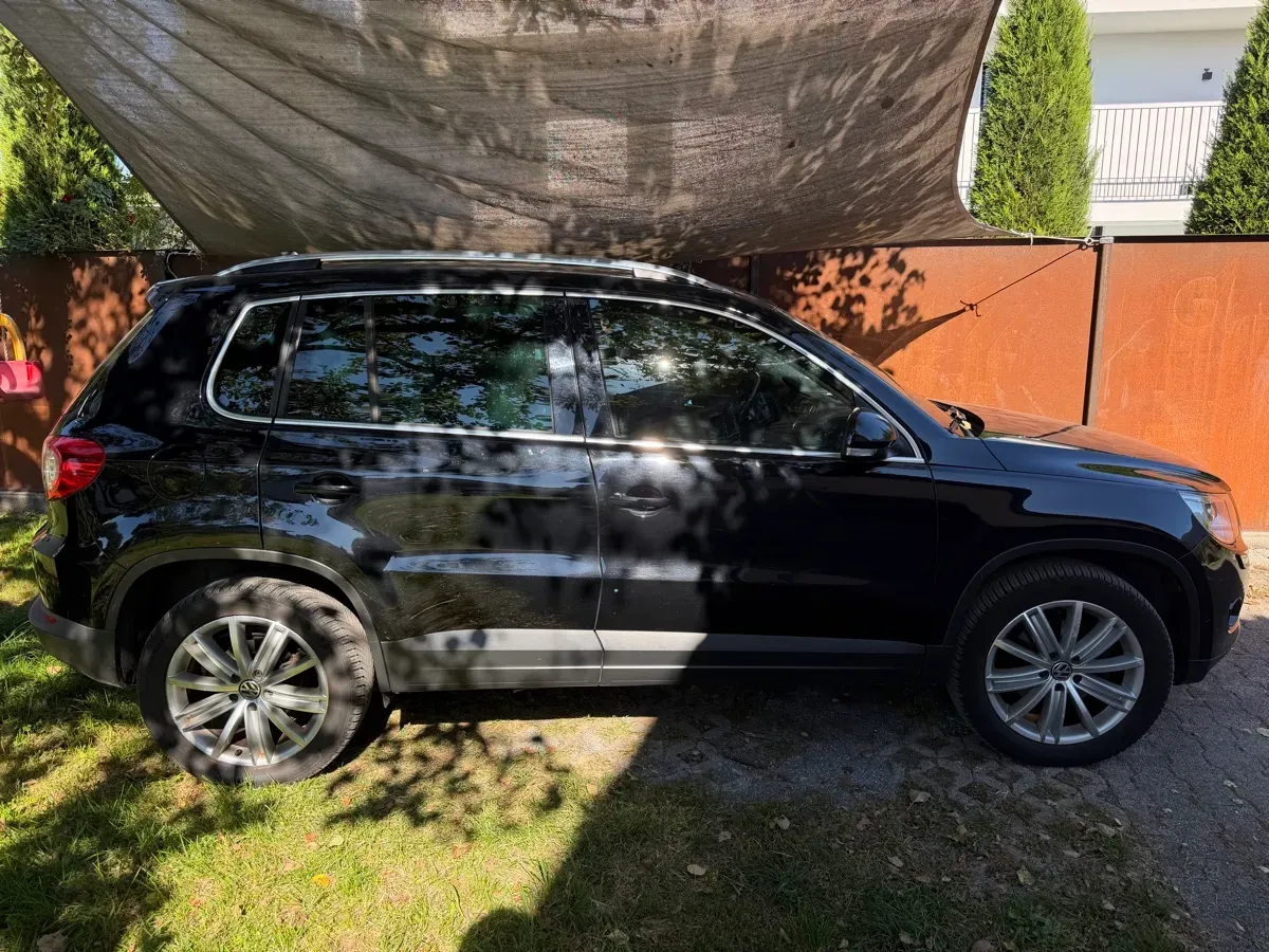 Volkswagen Tiguan 2010 photo 2